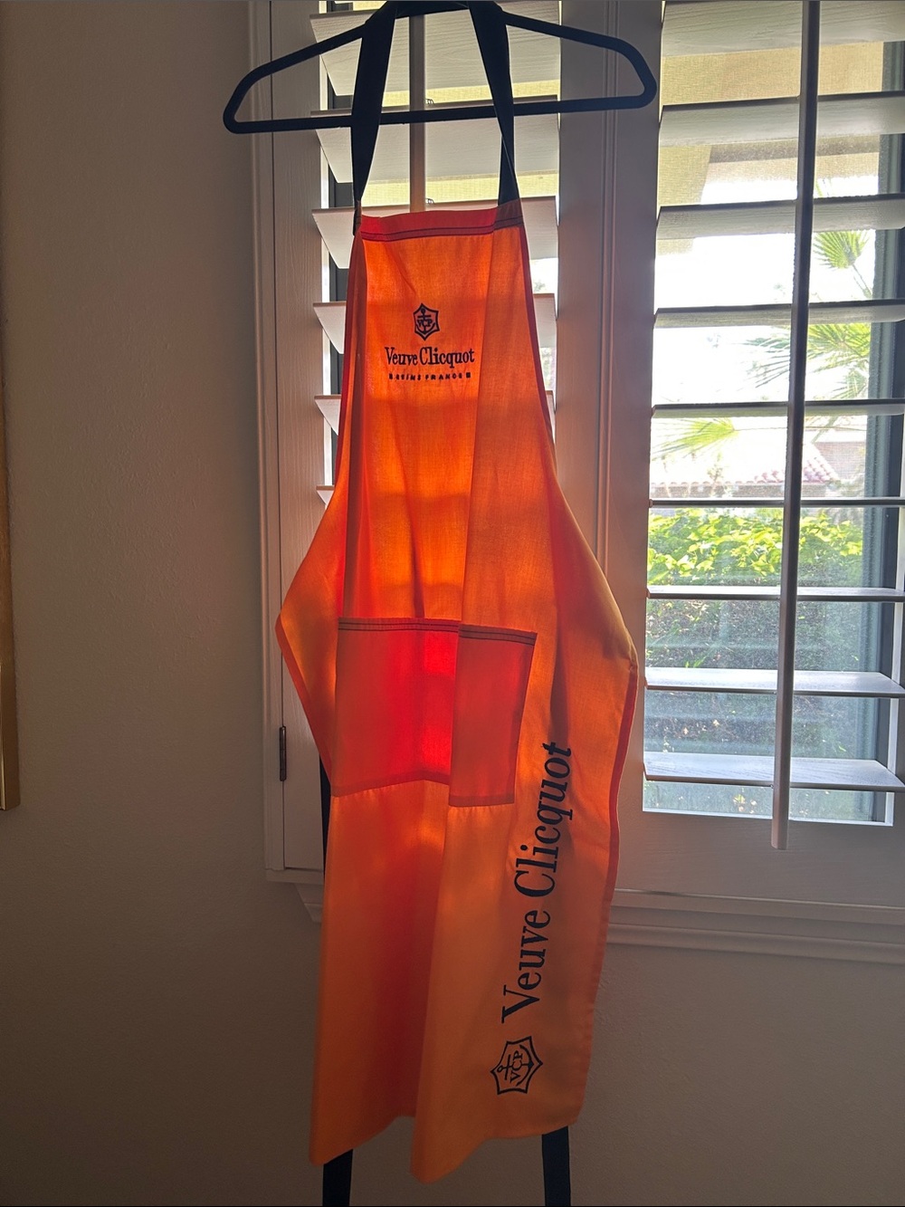 Vintage Veuve Clicquot Kitchen Apron NWOT